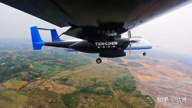 HH-100航空商用无人运输系统验证机首飞成功