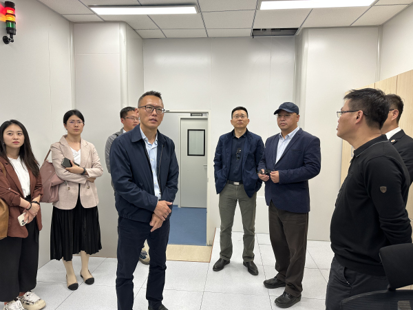 吕瑞浩公参会见非盟委员会伙伴司司长史蒂夫