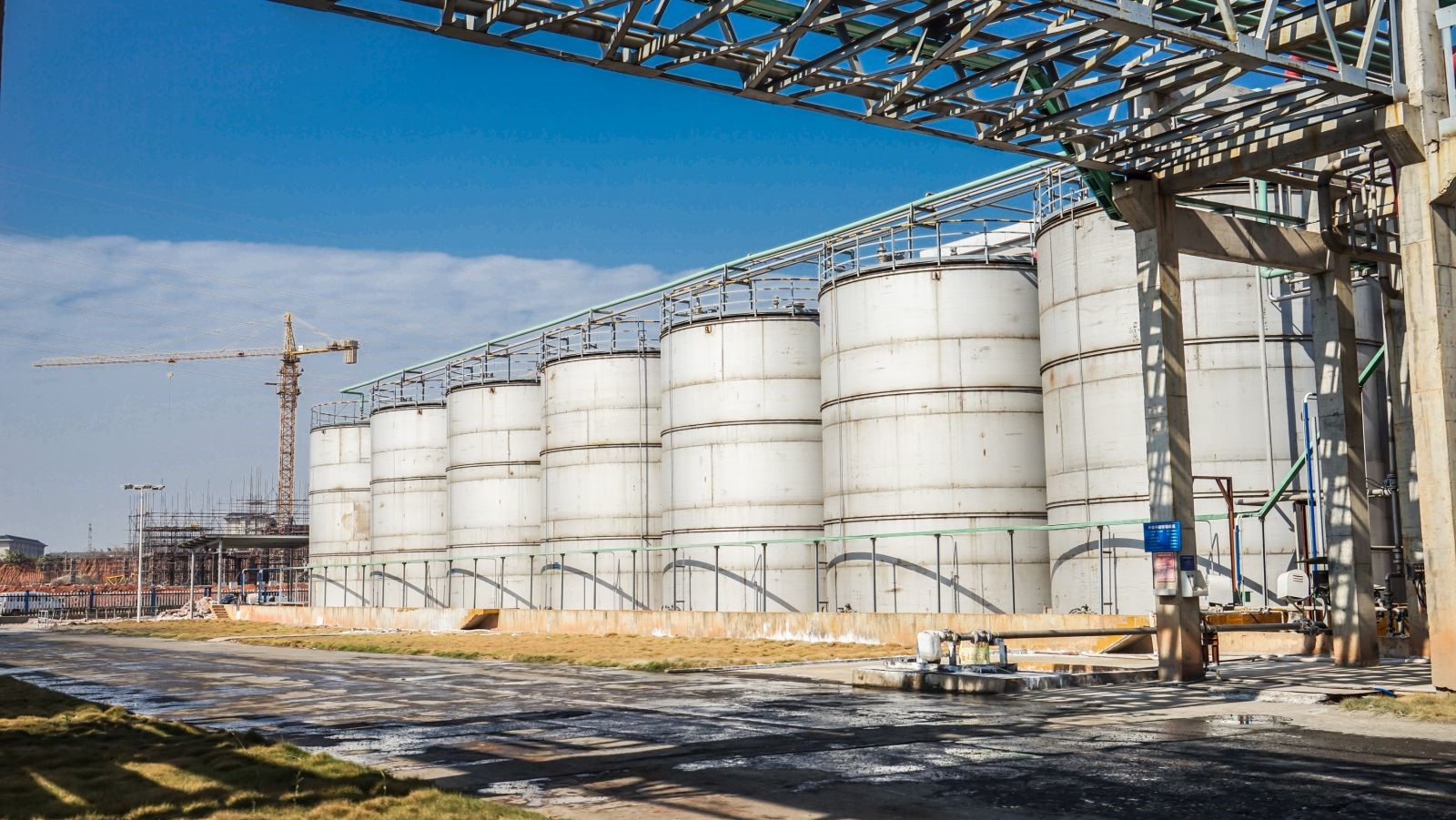 盐湖股份:新建4万吨锂盐项目生产装置为4万吨电池级碳酸锂