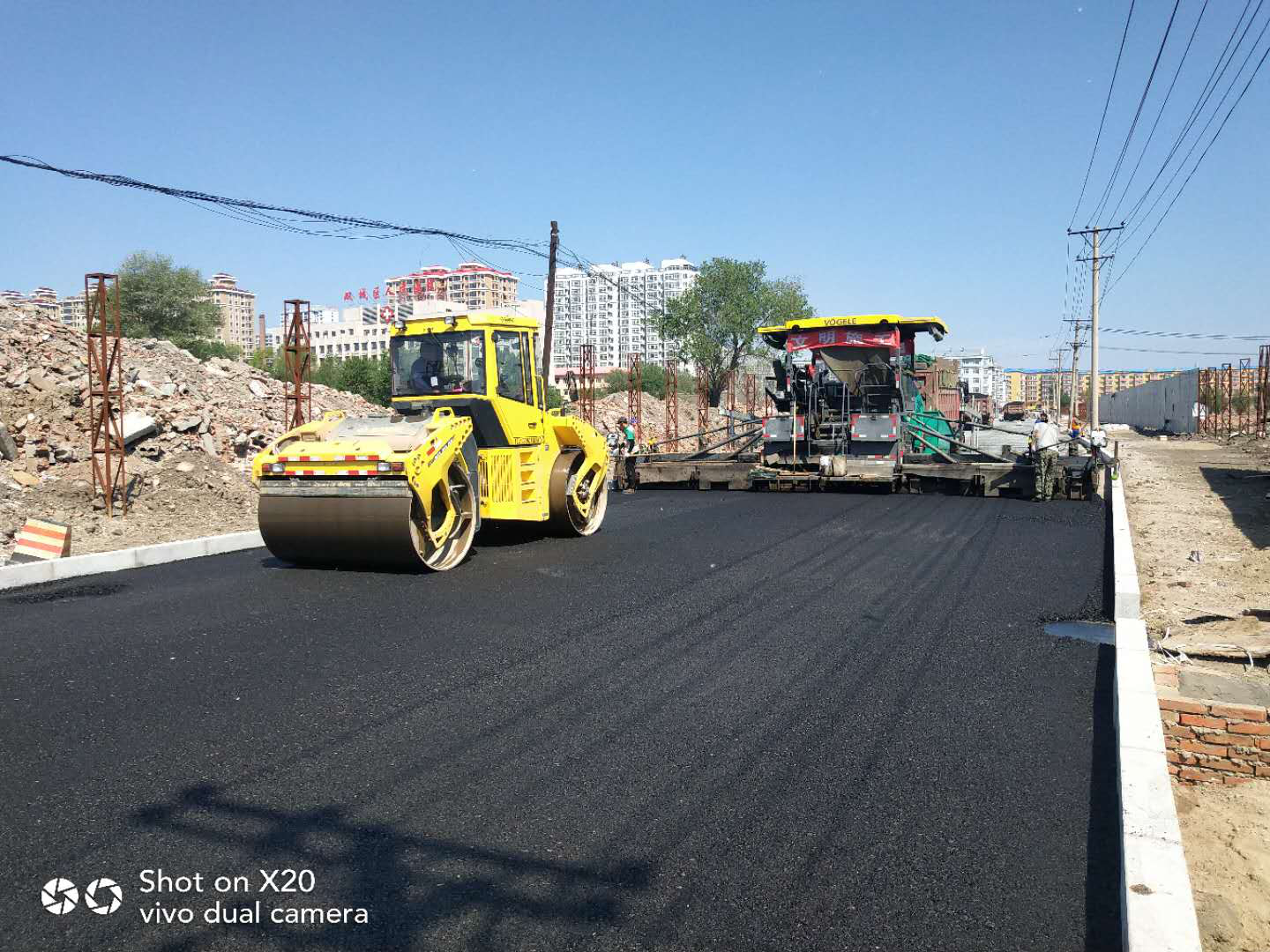 龙建股份:中标4.41亿元国道改扩建工程施工项目