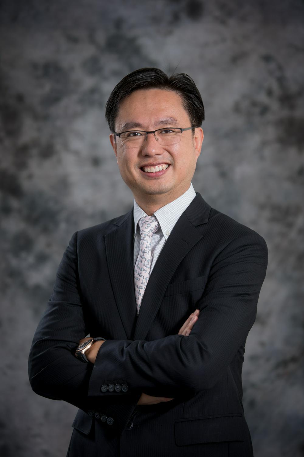 香港特区政府财政司司长陈茂波：目前轮候来港上市申请个案已超过500宗