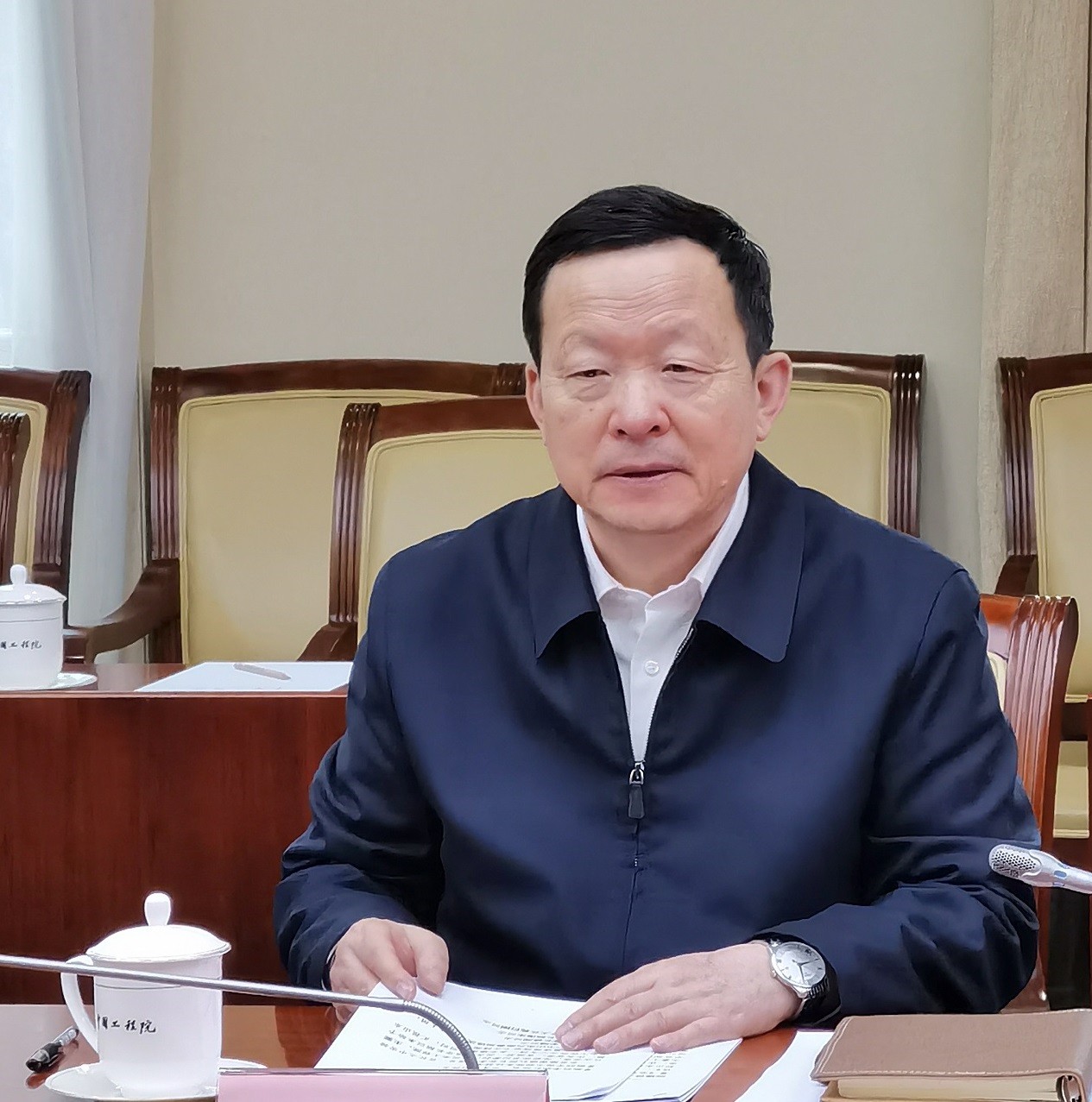 中国五矿董事长陈得信与中咨公司董事长苟护生举行工作会谈