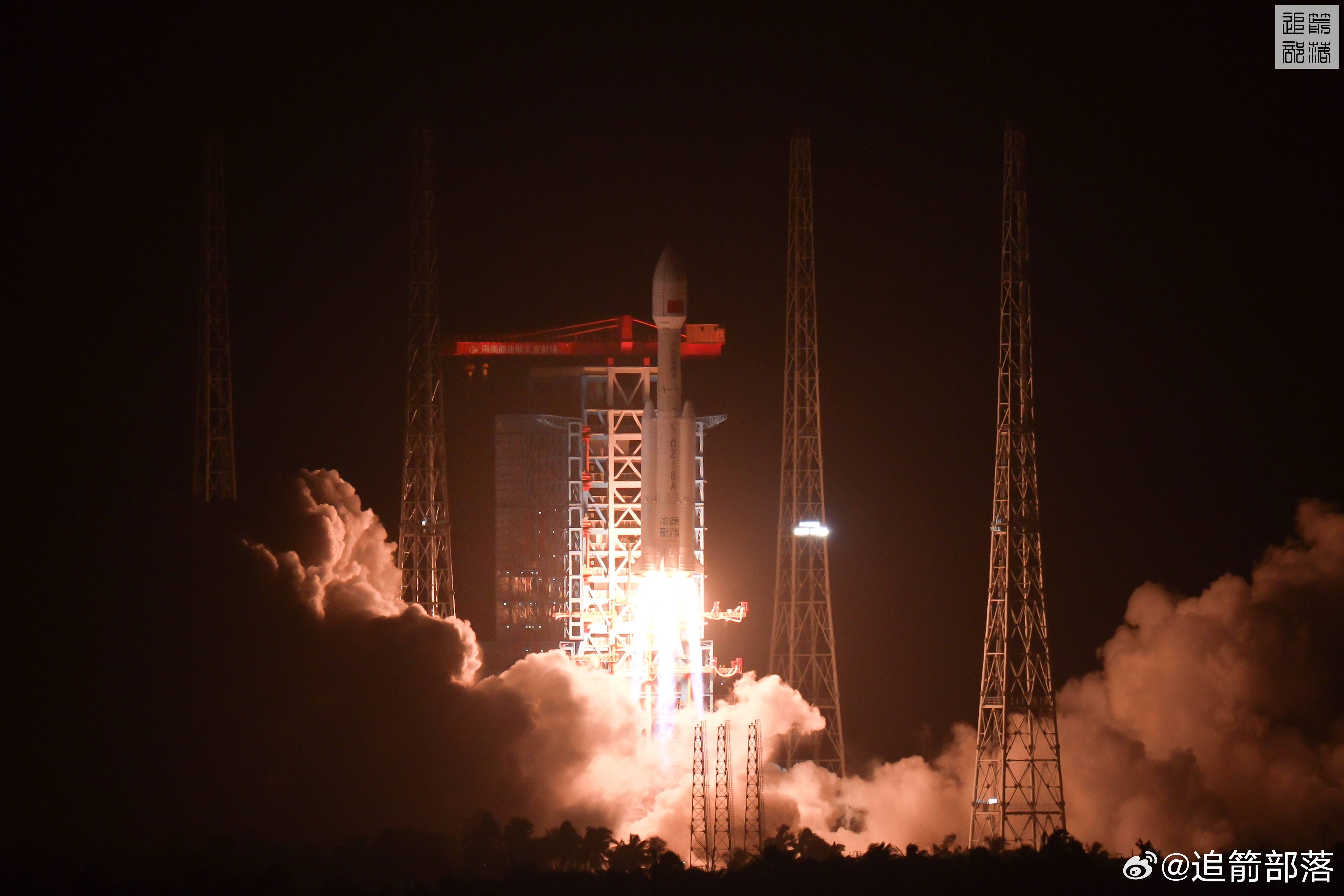 长六改火箭成功发射卫星互联网低轨21组卫星