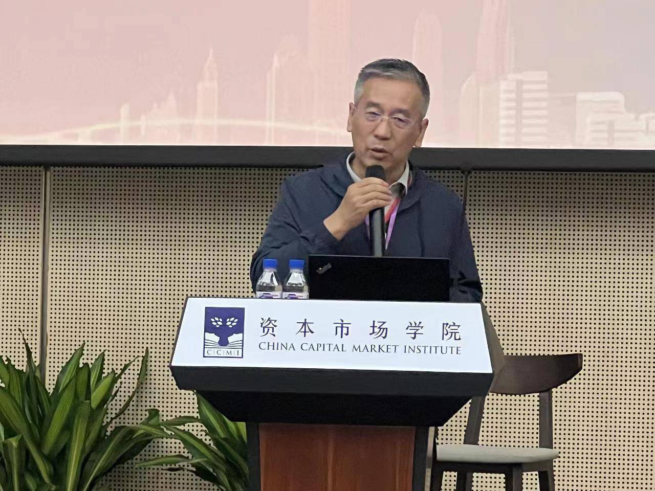 让国资从“不敢投”到“科学投”